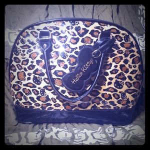 *** LOUNGEFLY *** (REAL) Hello Kitty Bowlers Bag